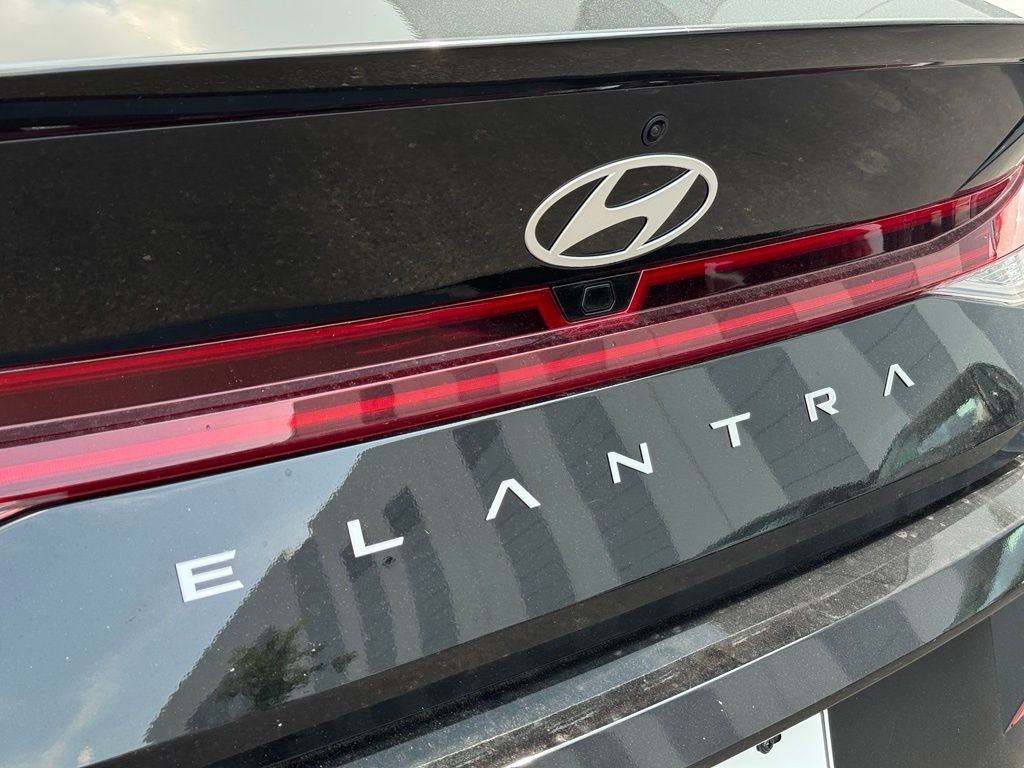 2026 Hyundai Elantra SEL - Photo 13