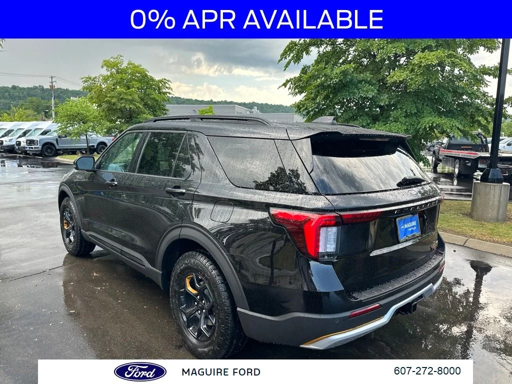 New 2026 Agate Black Metallic Ford Tremor® image 6