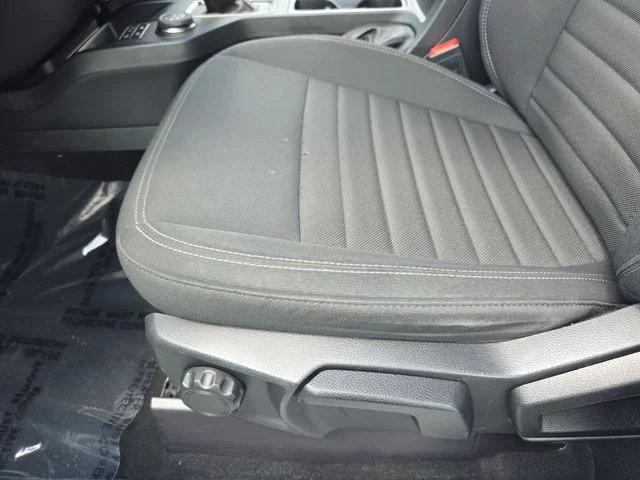 Used 2021 White Ford XL image 24