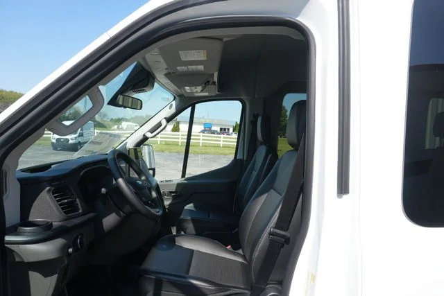 New 2026 Oxford White Ford Passenger Van XL image 10