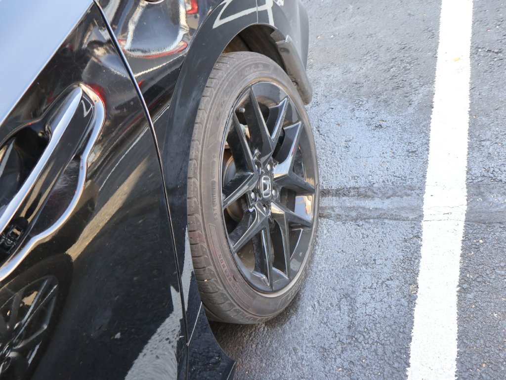 Used 2023  Honda Sport image 12