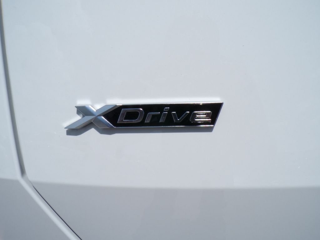 Certified Used 2026 Alpine White BMW 30 xDrive image 26