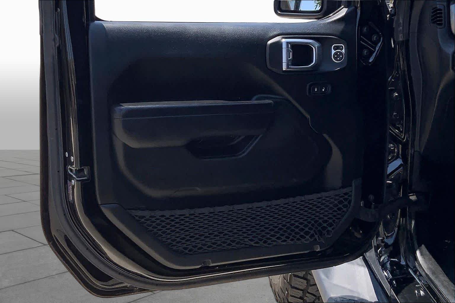 Used 2022 Black Clearcoat Jeep Texas Trail image 20