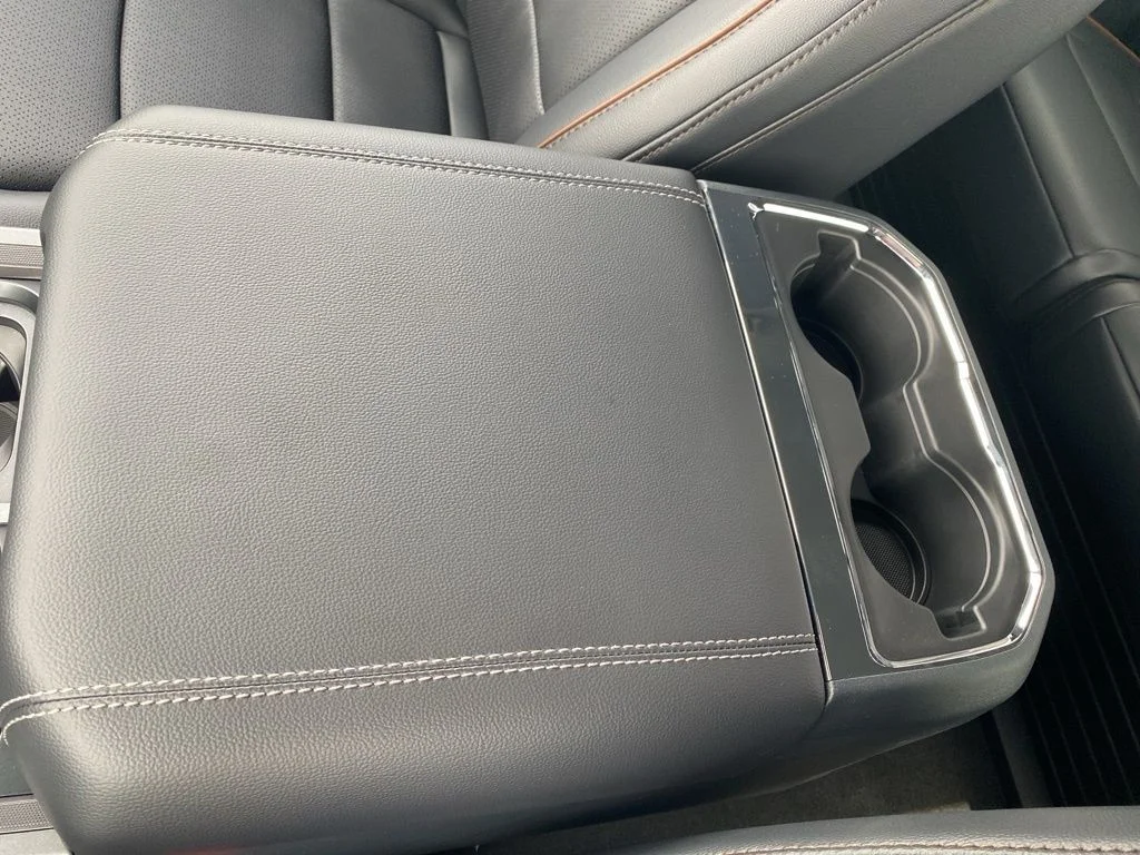 New 2026 Agate Black Metallic Ford F-250® Lariat® image 34