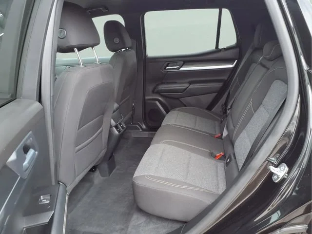 Used 2026 Ebony Twilight Metallic GMC Elevation image 17