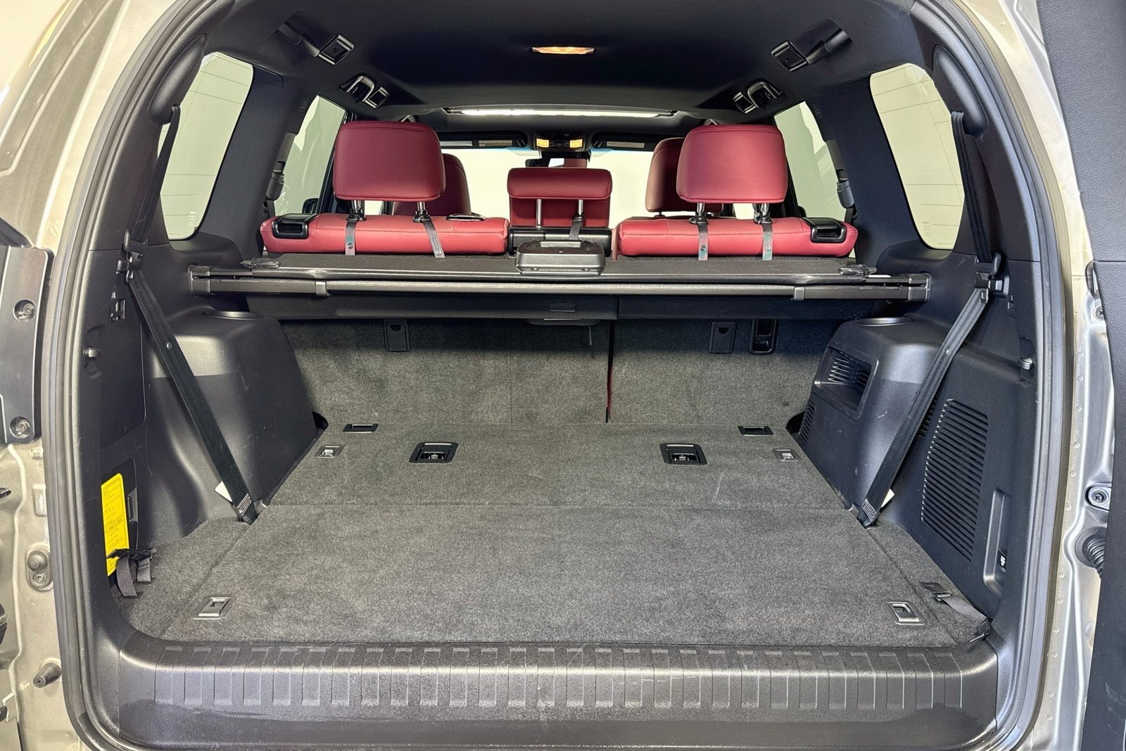 Used 2023 Atomic Silver Lexus GX 460 Premium image 25