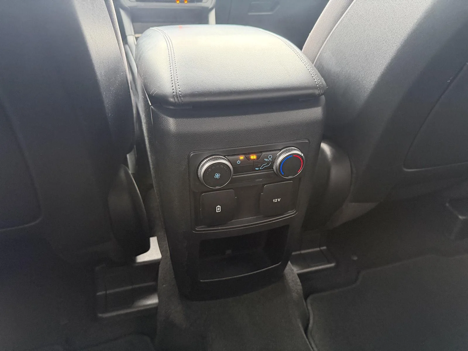 Used 2020 Iconic Silver Ford XLT image 9