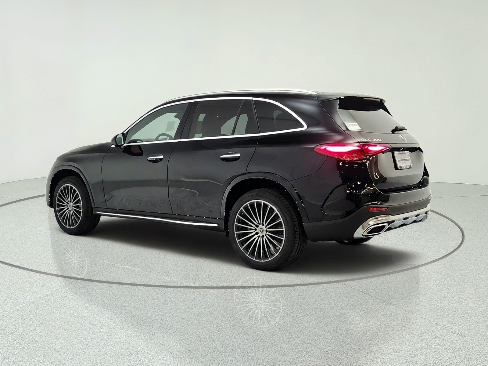 2026 Mercedes-Benz GLC Base - Photo 7