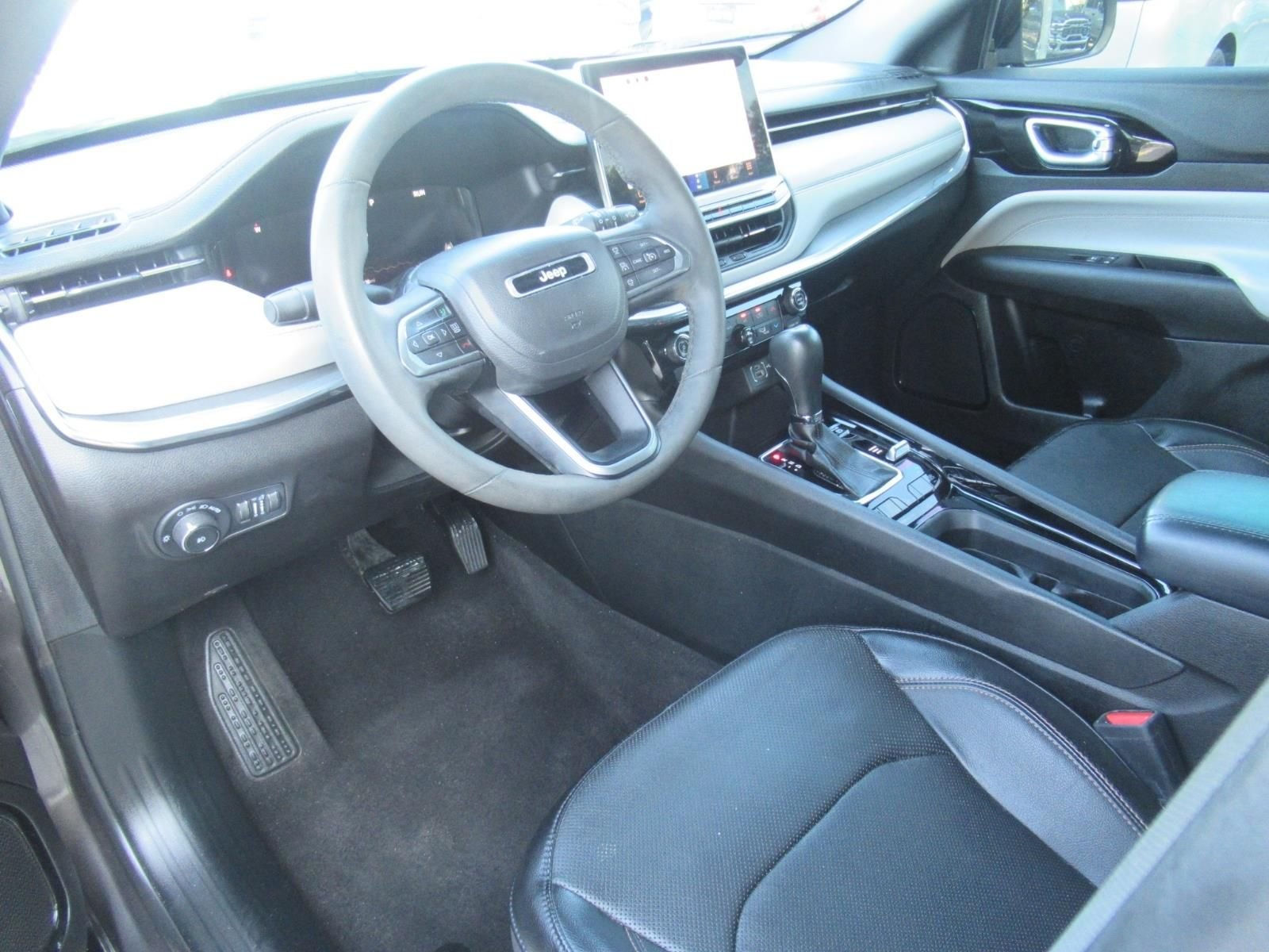 Certified Used 2023 Gray Jeep Limited image 15