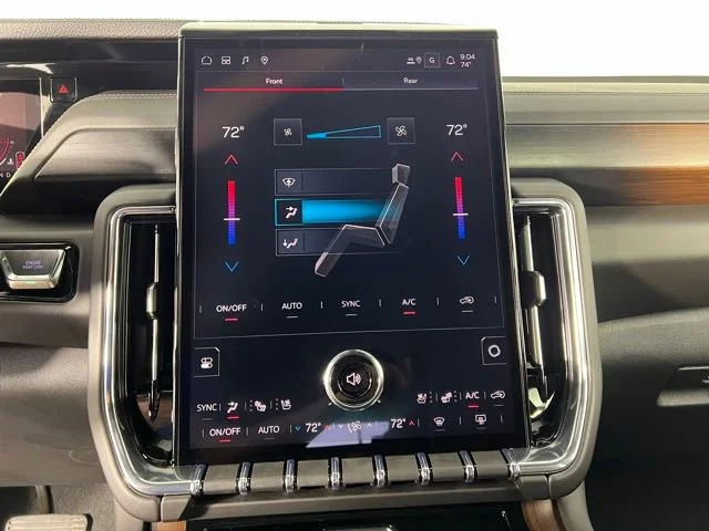 2026 GMC Yukon Denali - Photo 25