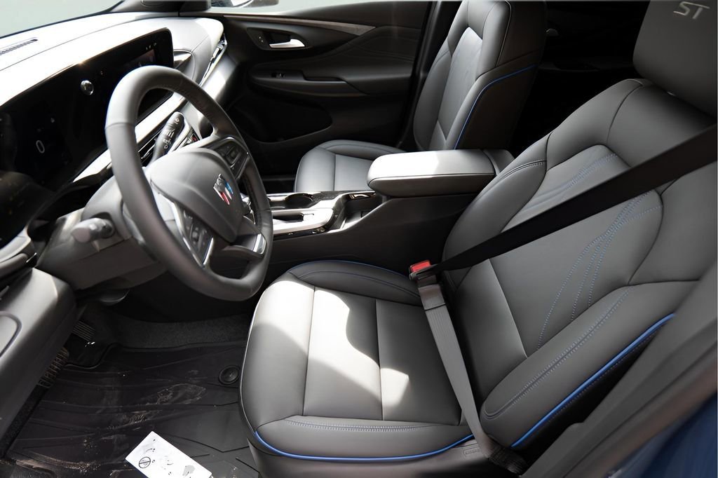 2026 Buick Envista Sport Touring - Photo 9