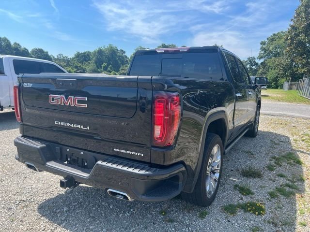 Used 2024 Black GMC Denali image 4
