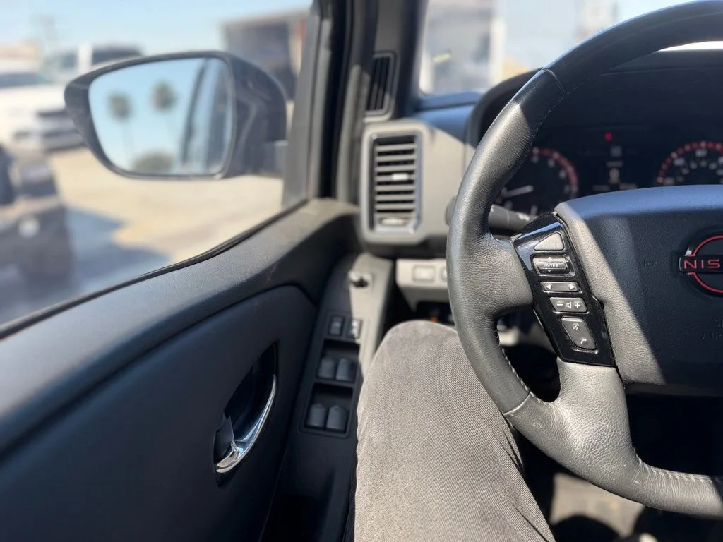 Used 2022 Black Nissan PRO-X image 7