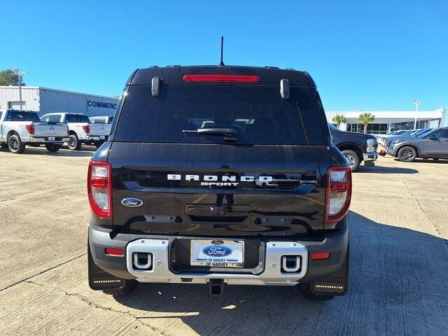 New 2025 Shadow Black Ford Outer Banks® image 4