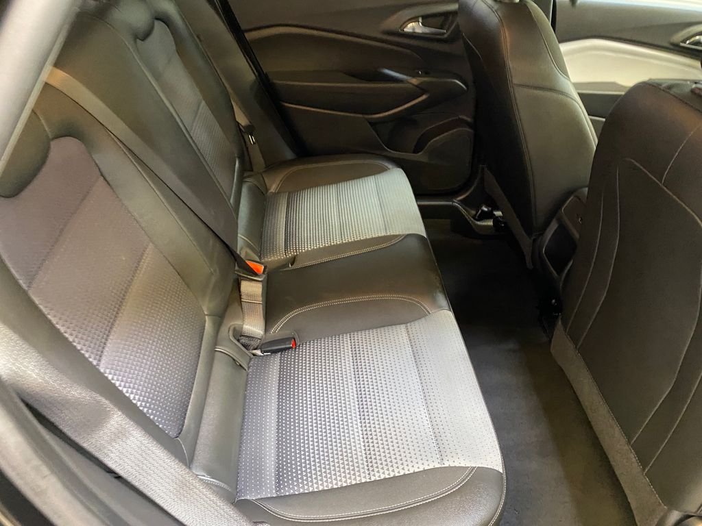 Used 2025 Black Chevrolet LT image 25