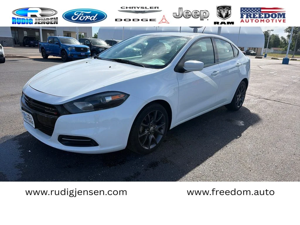 2016 Dodge Dart 2.0 SE's photo