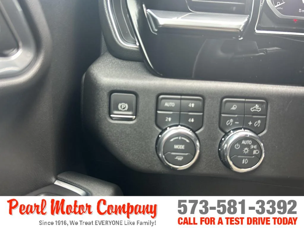 New 2026 Sterling Metallic GMC Elevation image 14