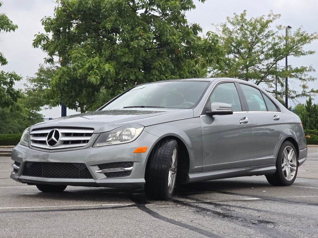 Used 2013  Mercedes-Benz C 300 image 10