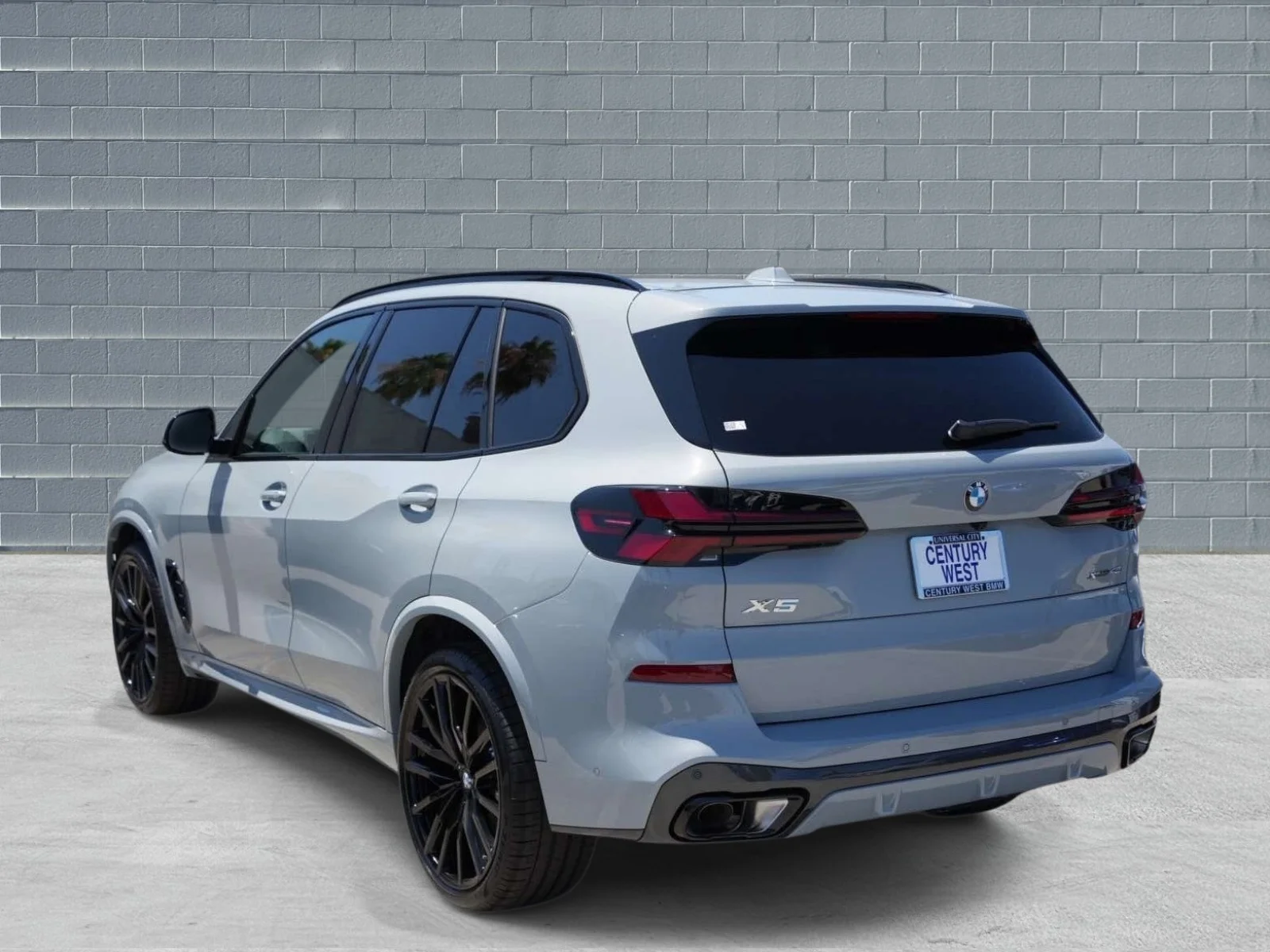 New 2026 Brooklyn Grey Metallic BMW xDrive40i image 3