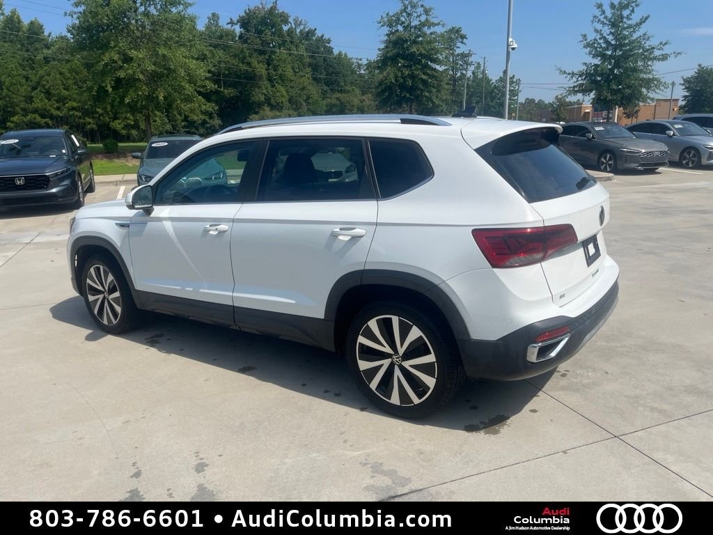 Used 2022 White Volkswagen 1.5T SE image 3