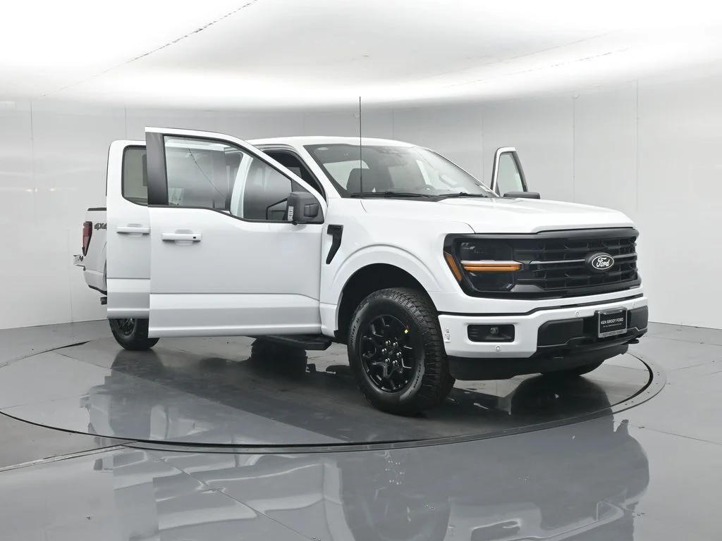 New 2026 White Ford XLT image 34