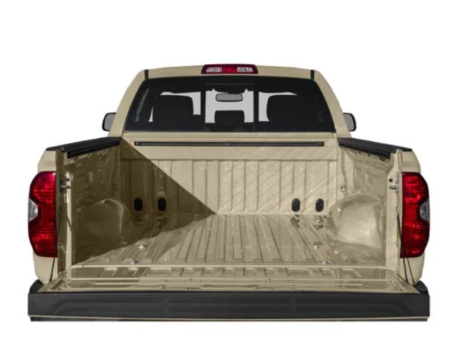 Used 2015  Toyota  image 12