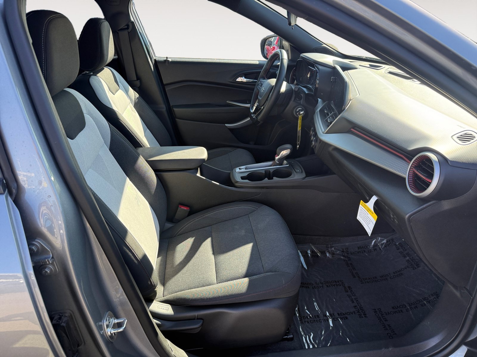 Used 2025 Sterling Gray Metallic Chevrolet 1RS image 19