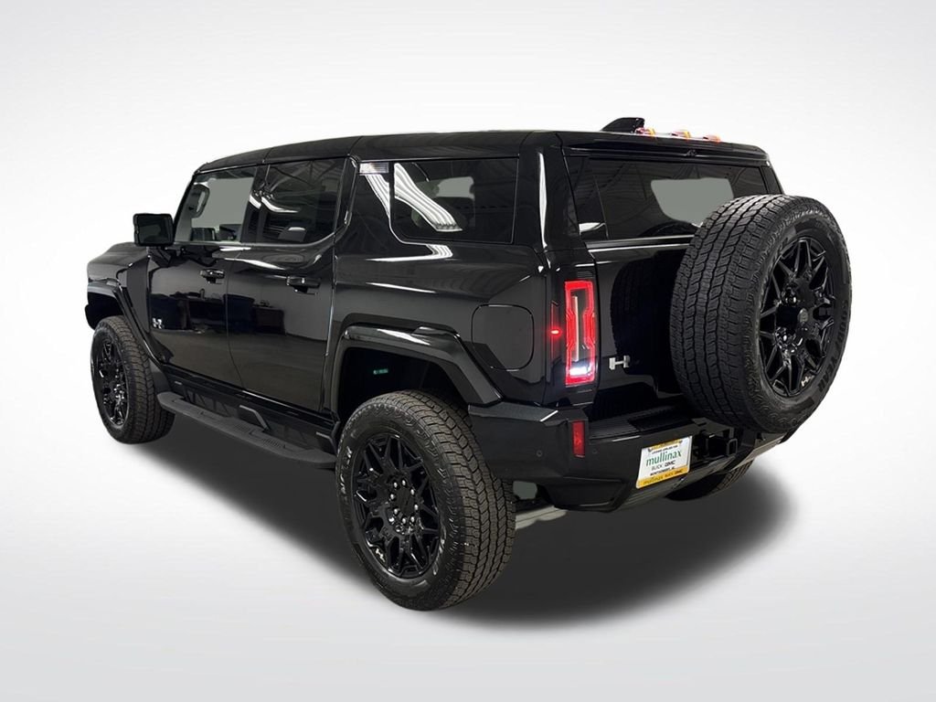 Used 2026 Black GMC 2X image 15