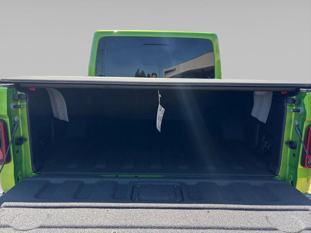 New 2026 Mojito Exterior Paint Jeep Mojave X image 15