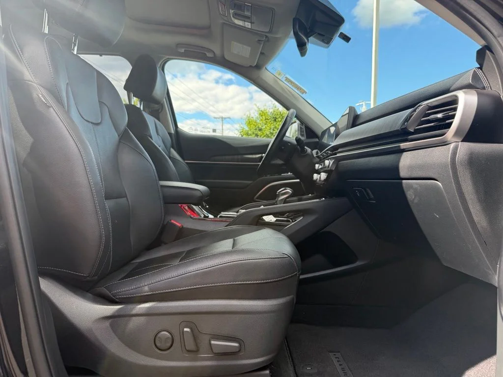 Used 2024 Black Kia EX image 20