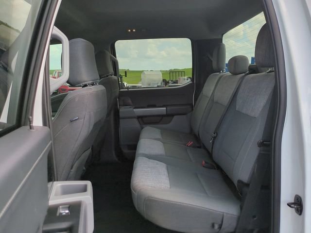 Used 2023 Oxford White Ford XLT image 15