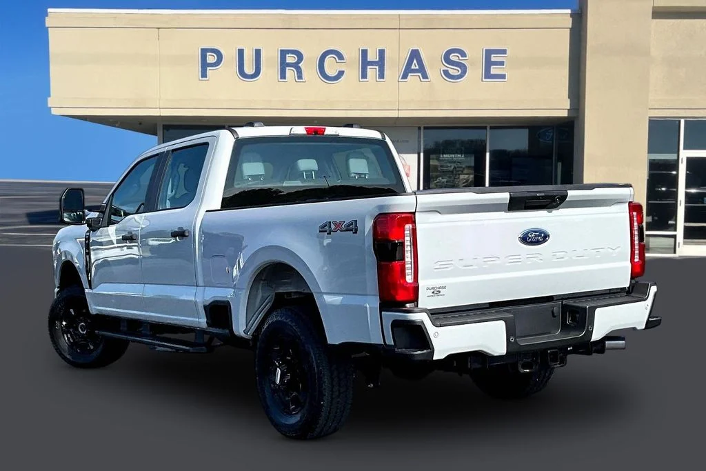 New 2026 Avalanche Ford F-250® XL image 3