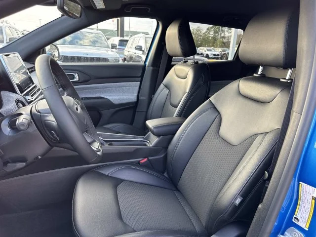 2026 Jeep Compass Latitude - Photo 10