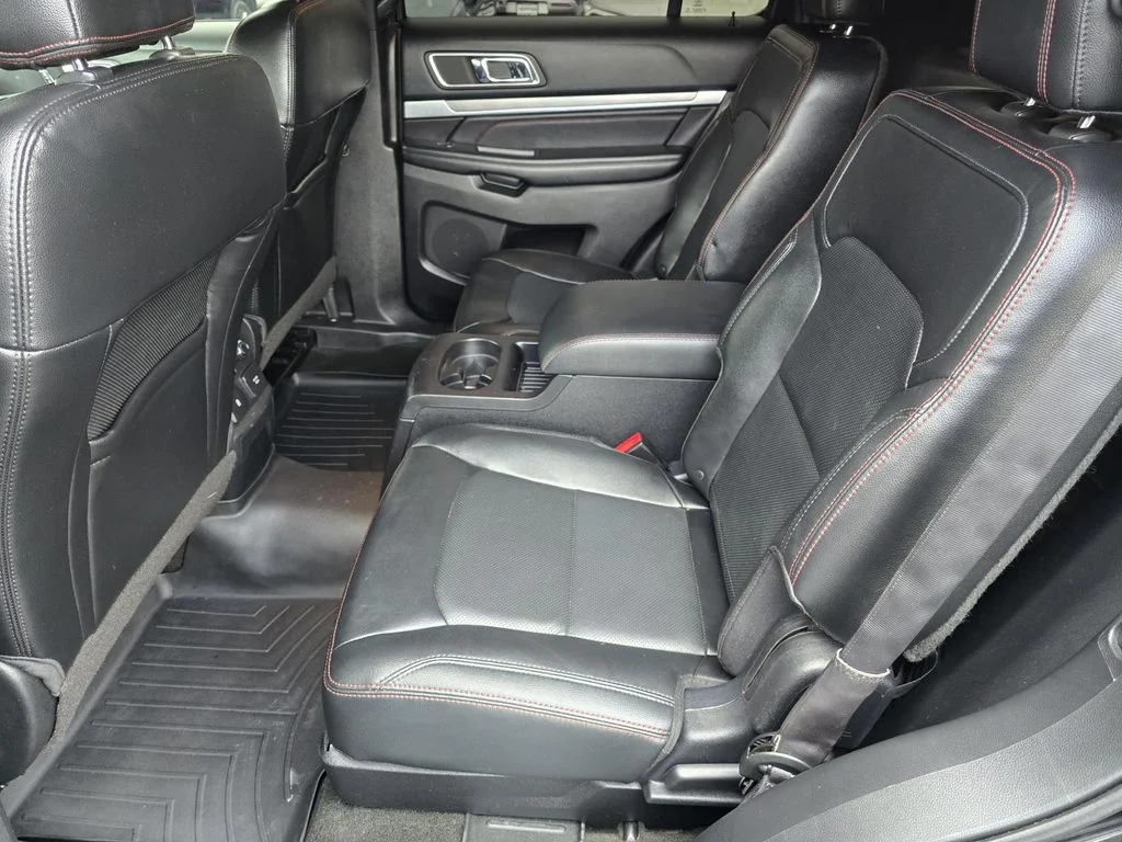 Used 2016 Red Ford Sport image 10