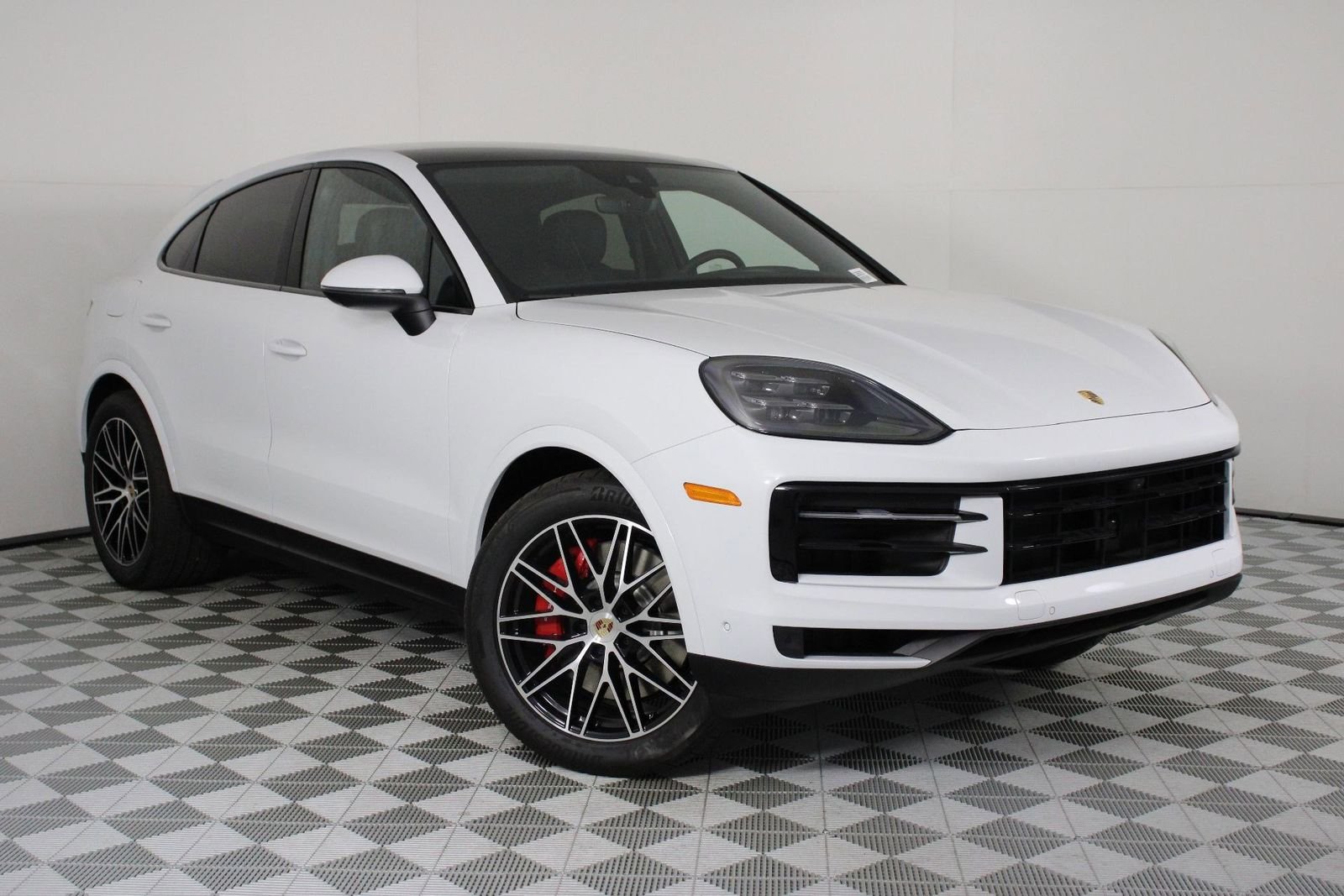 New 2026 Carrara White Metallic Porsche S image 9