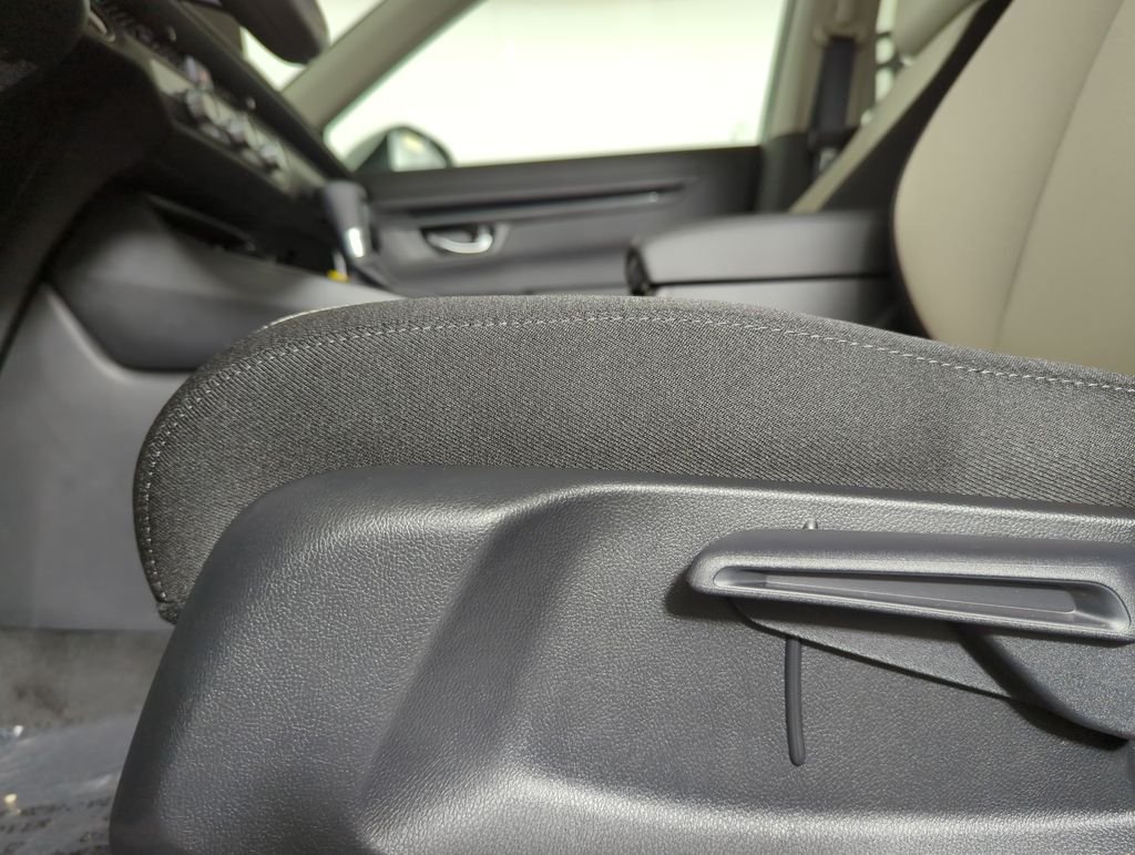 2026 Honda CR-V LX - Photo 22