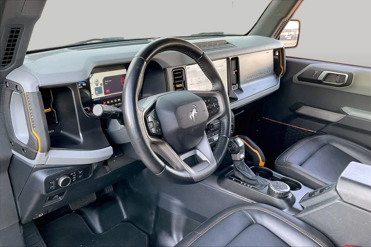 Used 2021 Cactus Gray Ford Badlands image 16