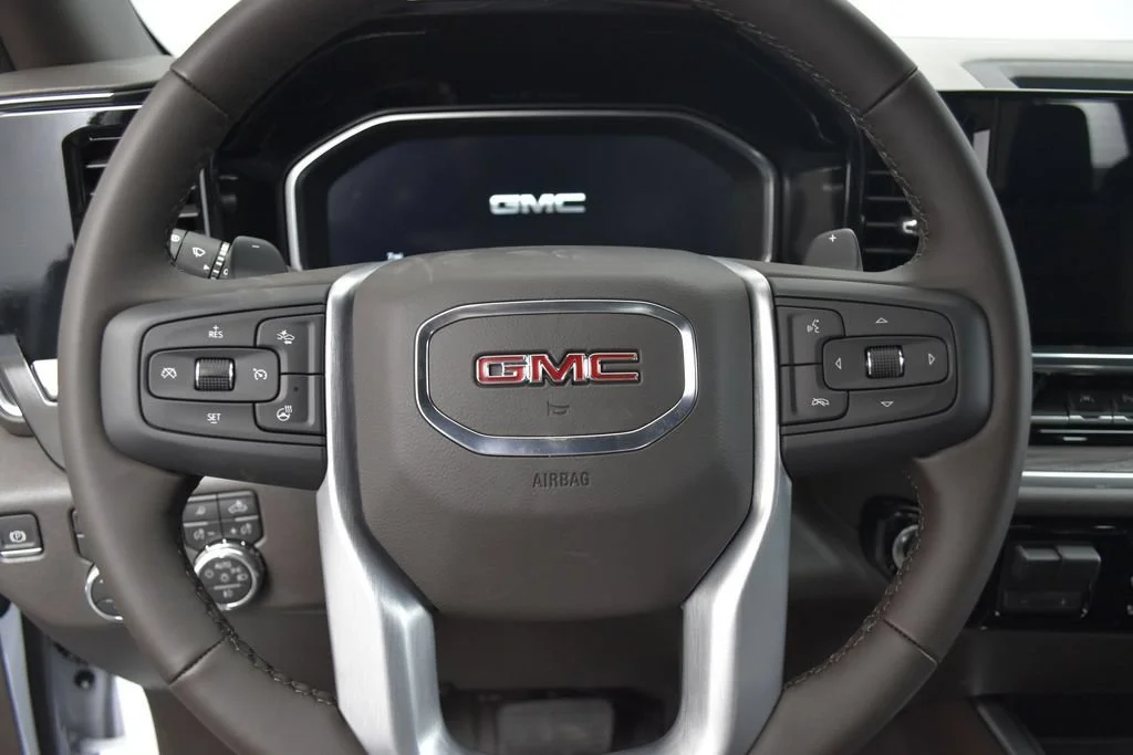 2026 GMC Sierra 1500 SLT - Photo 9