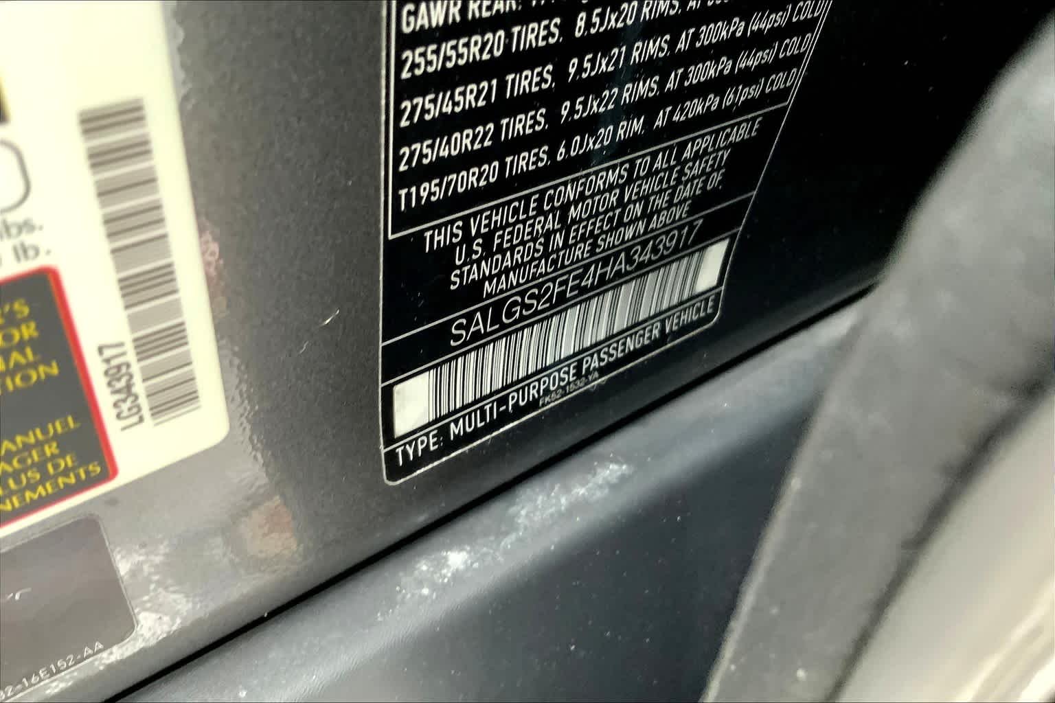 Used 2017 Corris Grey Land Rover  image 30