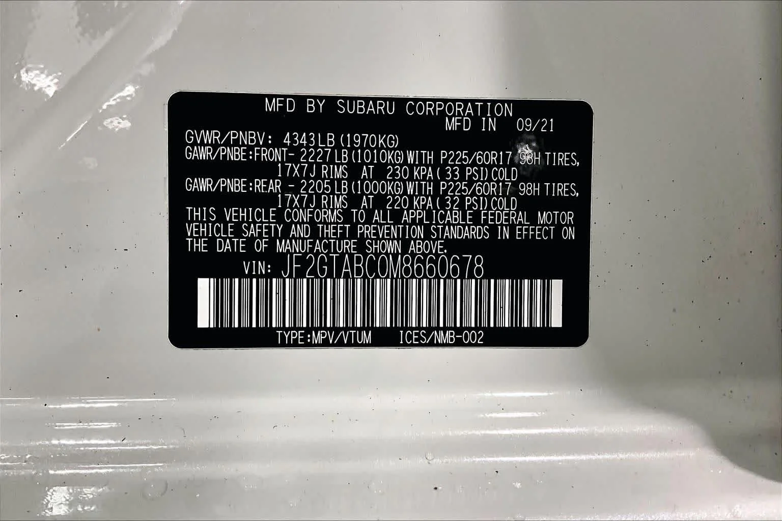 Used 2021 Crystal White Pearl Subaru  image 35