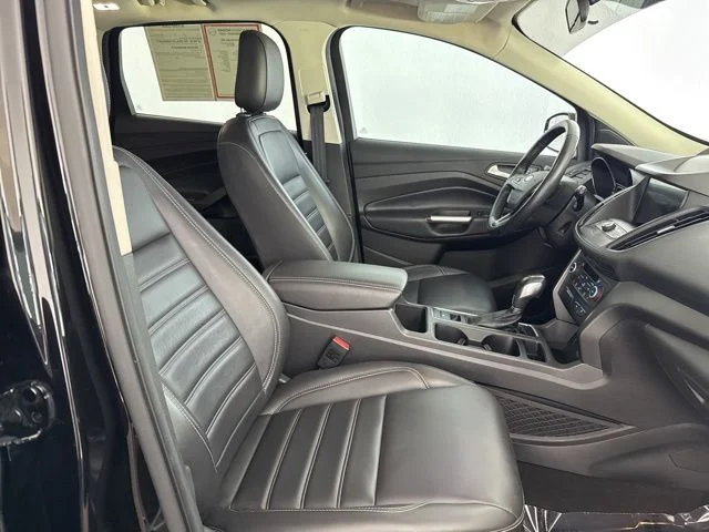 Used 2019 Black Ford SEL image 20