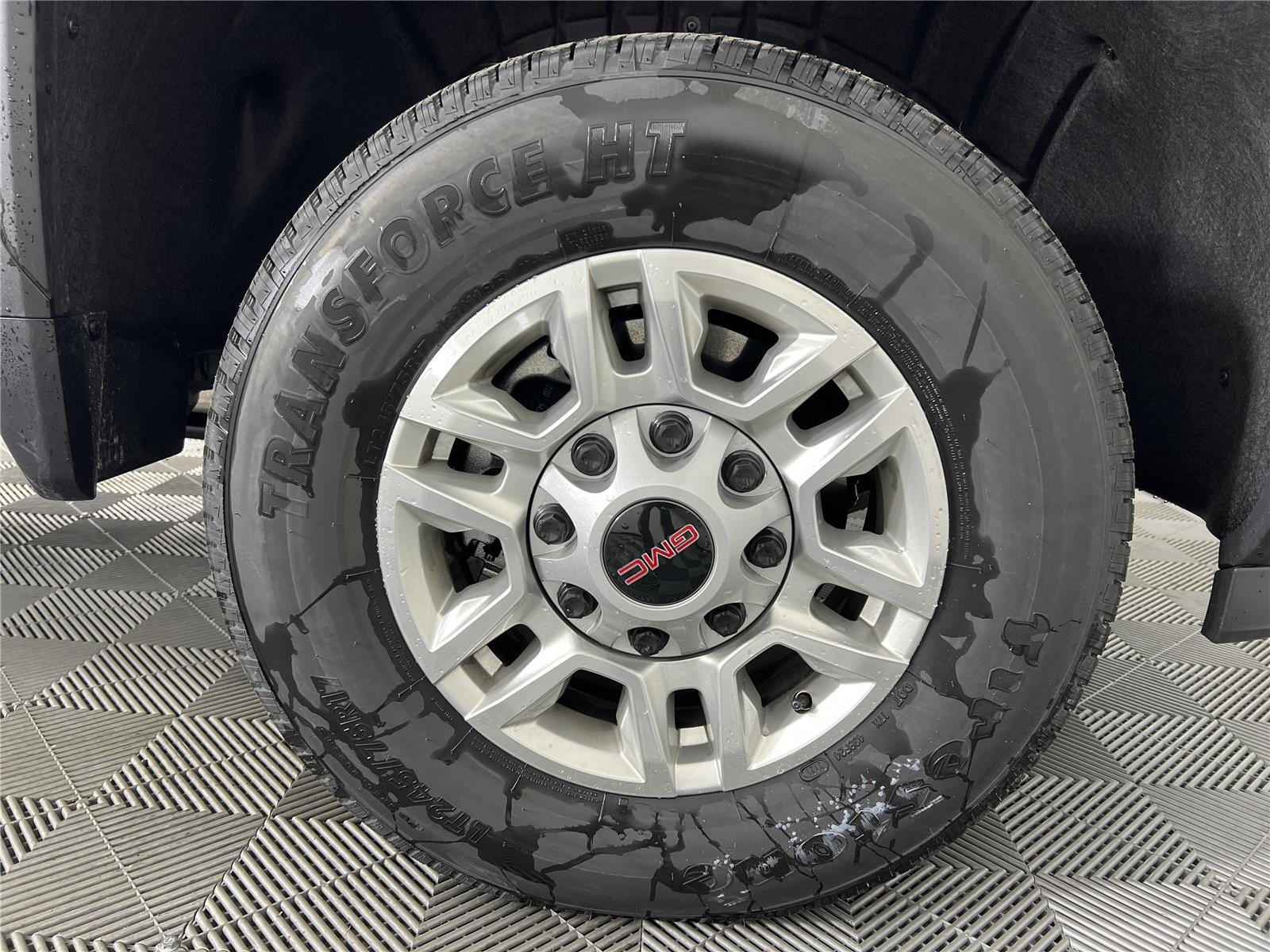 2026 GMC Sierra 2500HD Pro - Photo 10