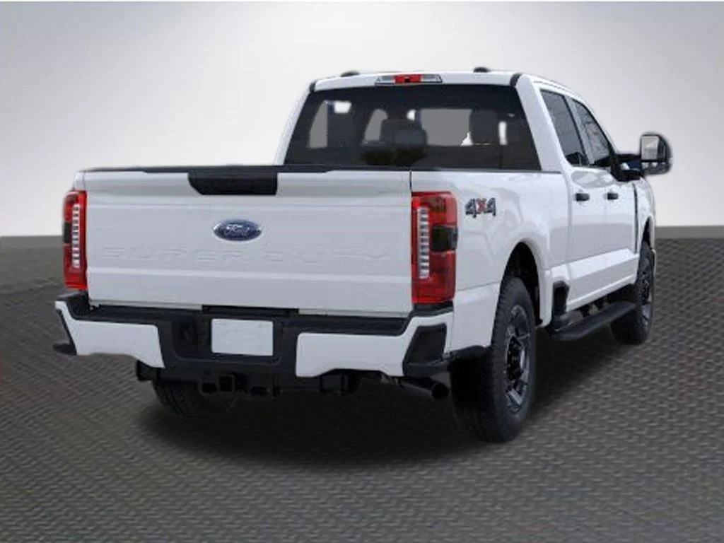 New 2026 Oxford White Ford F-350® XL image 8