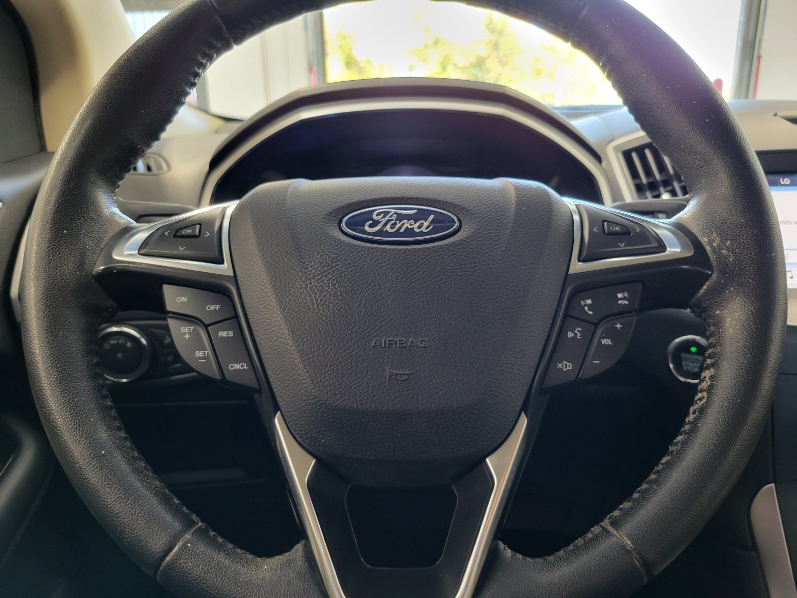 Used 2019 Blue Ford SEL image 13