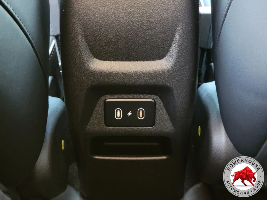 Used 2025 White Hyundai Limited image 17
