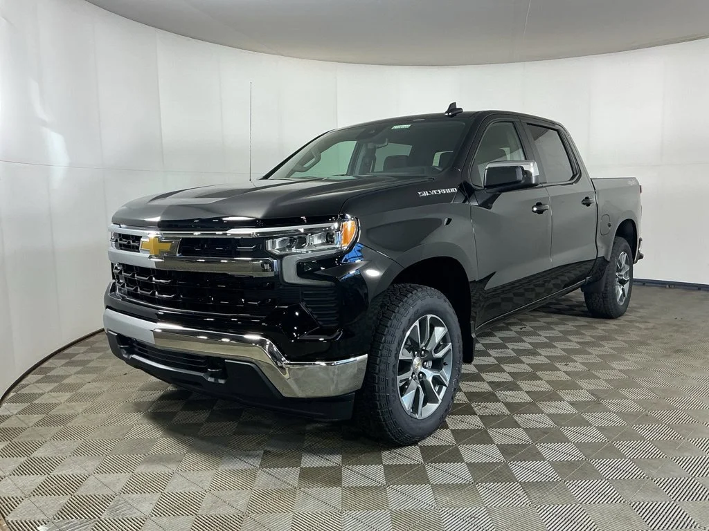 New 2026 Black Chevrolet LT image 3