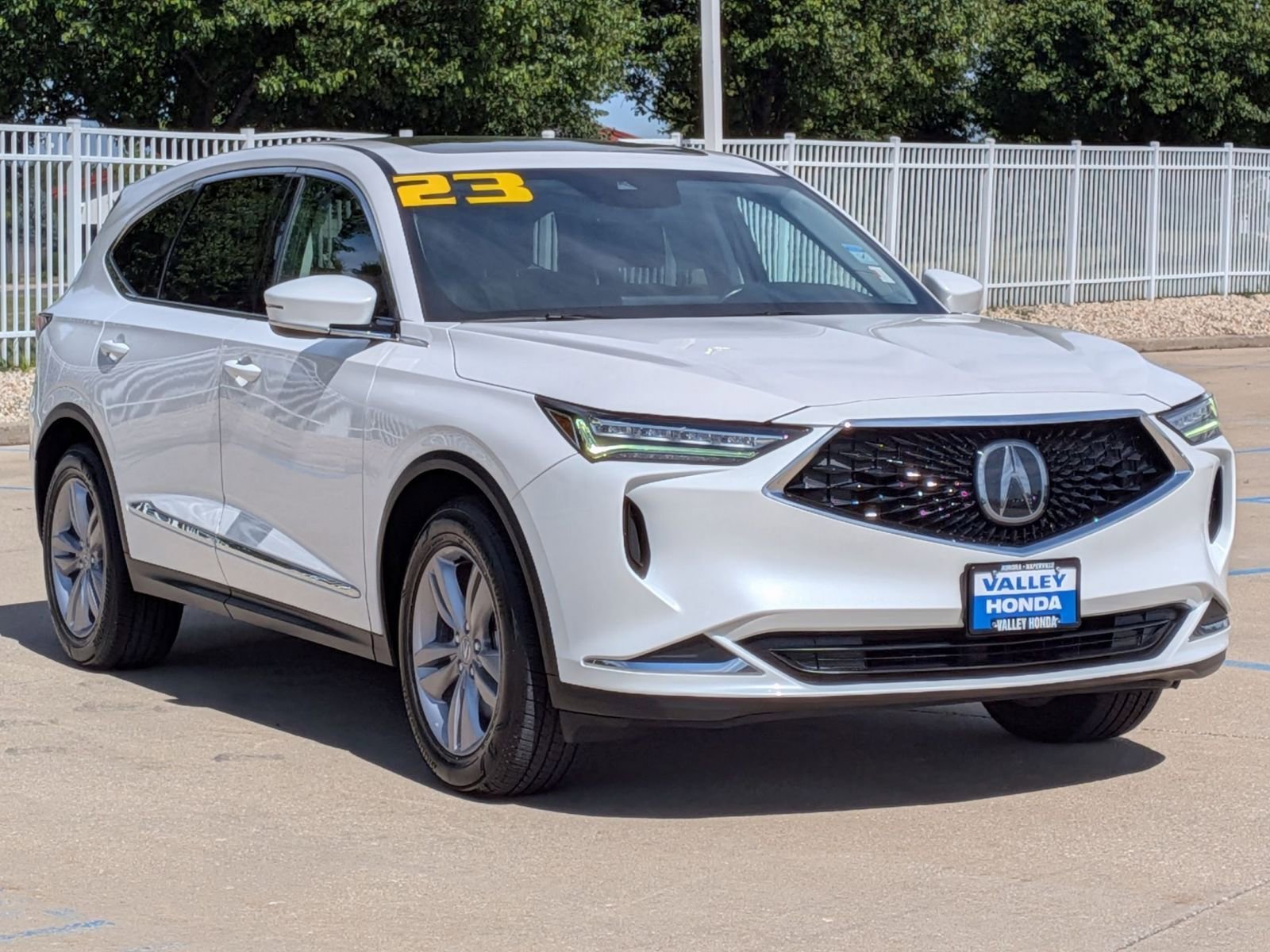 Used 2023 Platinum White Pearl Acura SH-AWD image 4