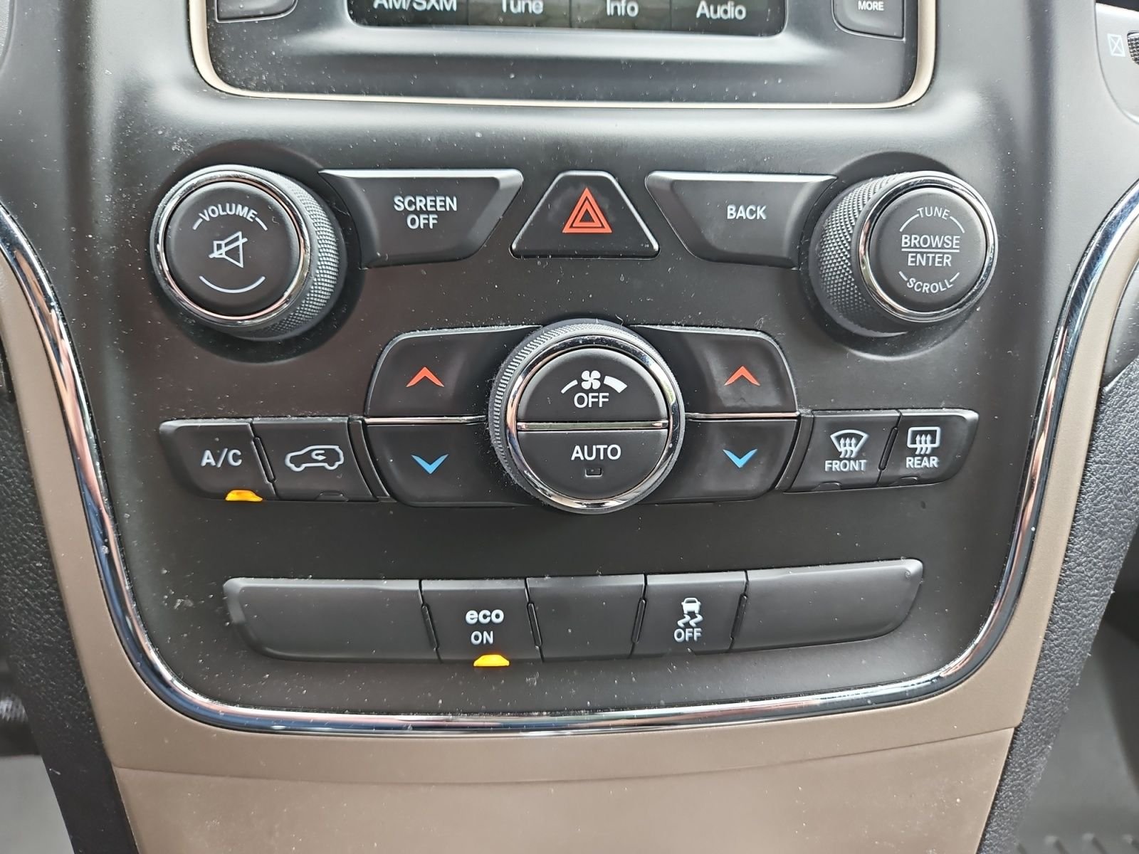 Used 2015 White Jeep Laredo image 28