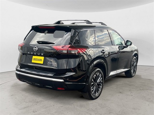 2026 Nissan Rogue Platinum photo 2