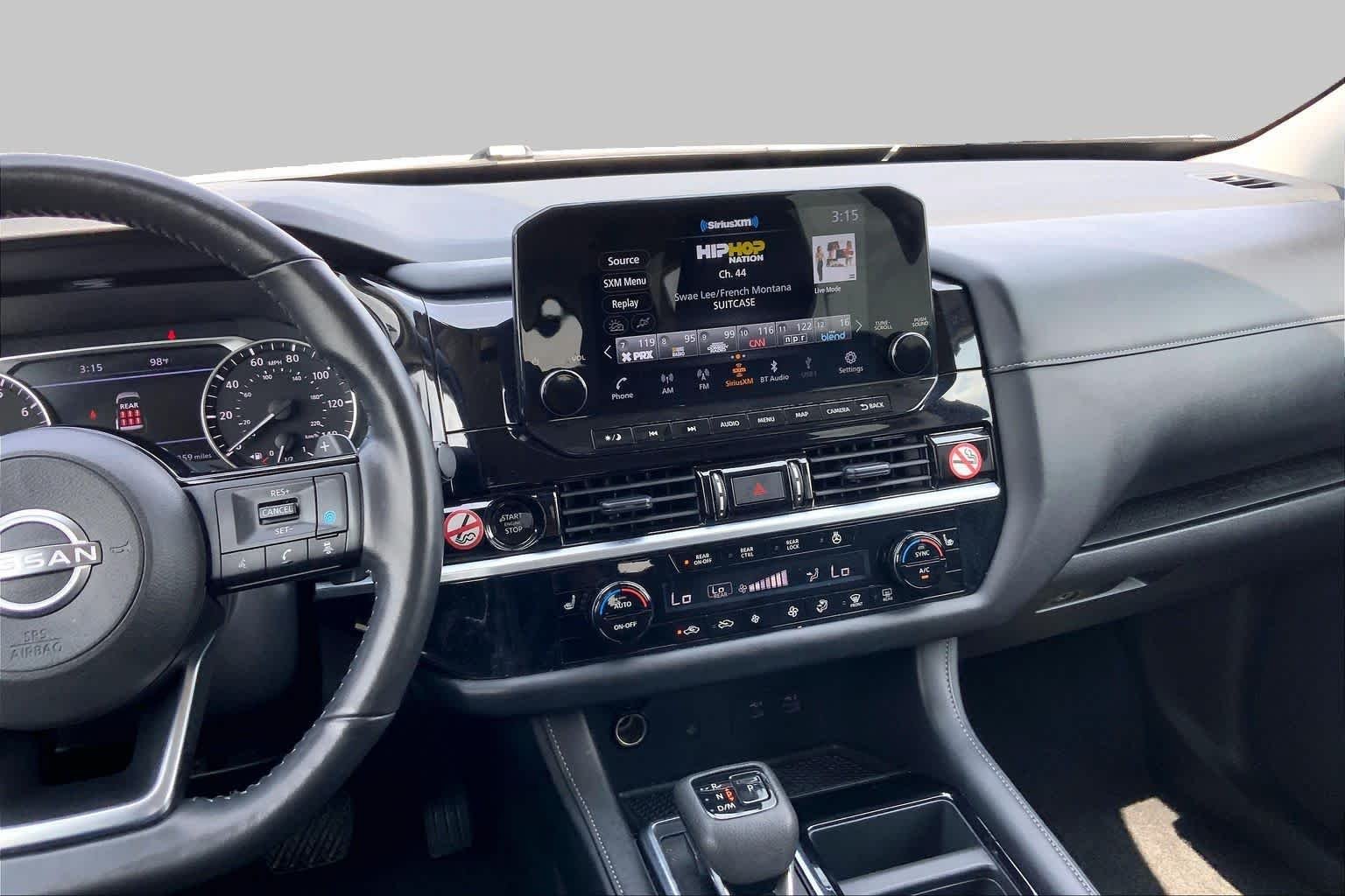 Pre-Owned 2025 Nissan Pathfinder SL